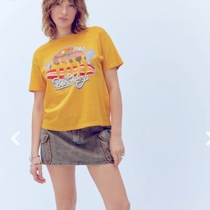 Daydreamer LA The Beach Boys 1963 Ringer Tee NWT